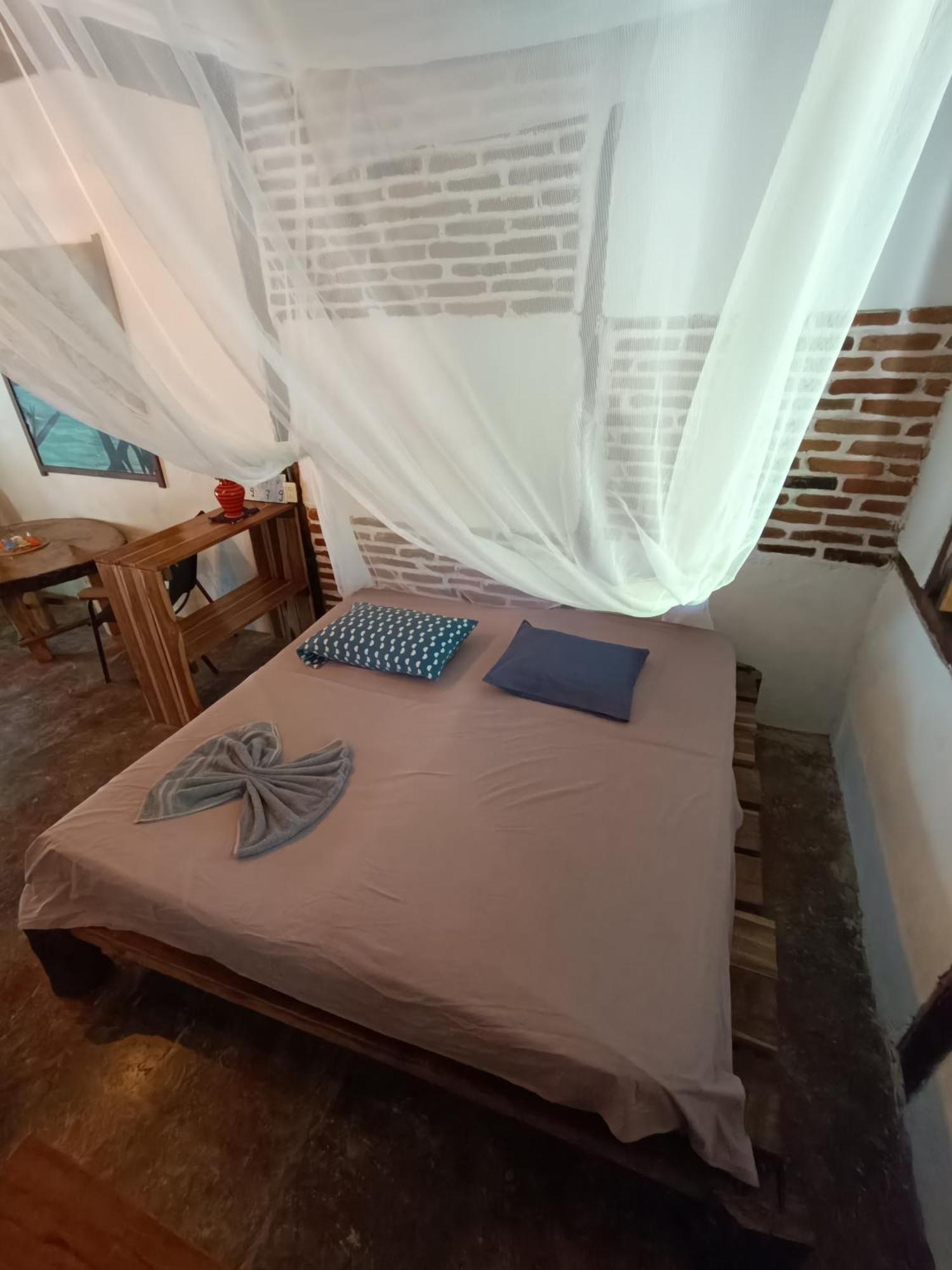 El Paraiso De Carmen Palomino